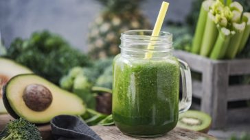 YEŞİL ELMALI AVOKADOLU İÇECEK TARİFİ